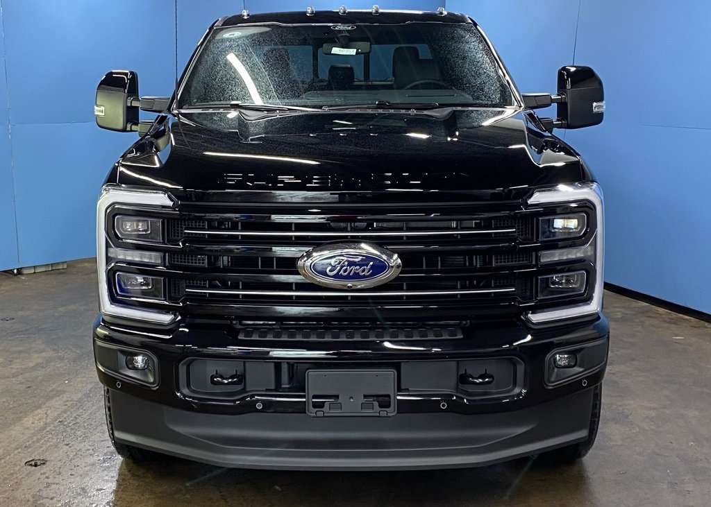 New 2025 Ford F350 Platinum image 3
