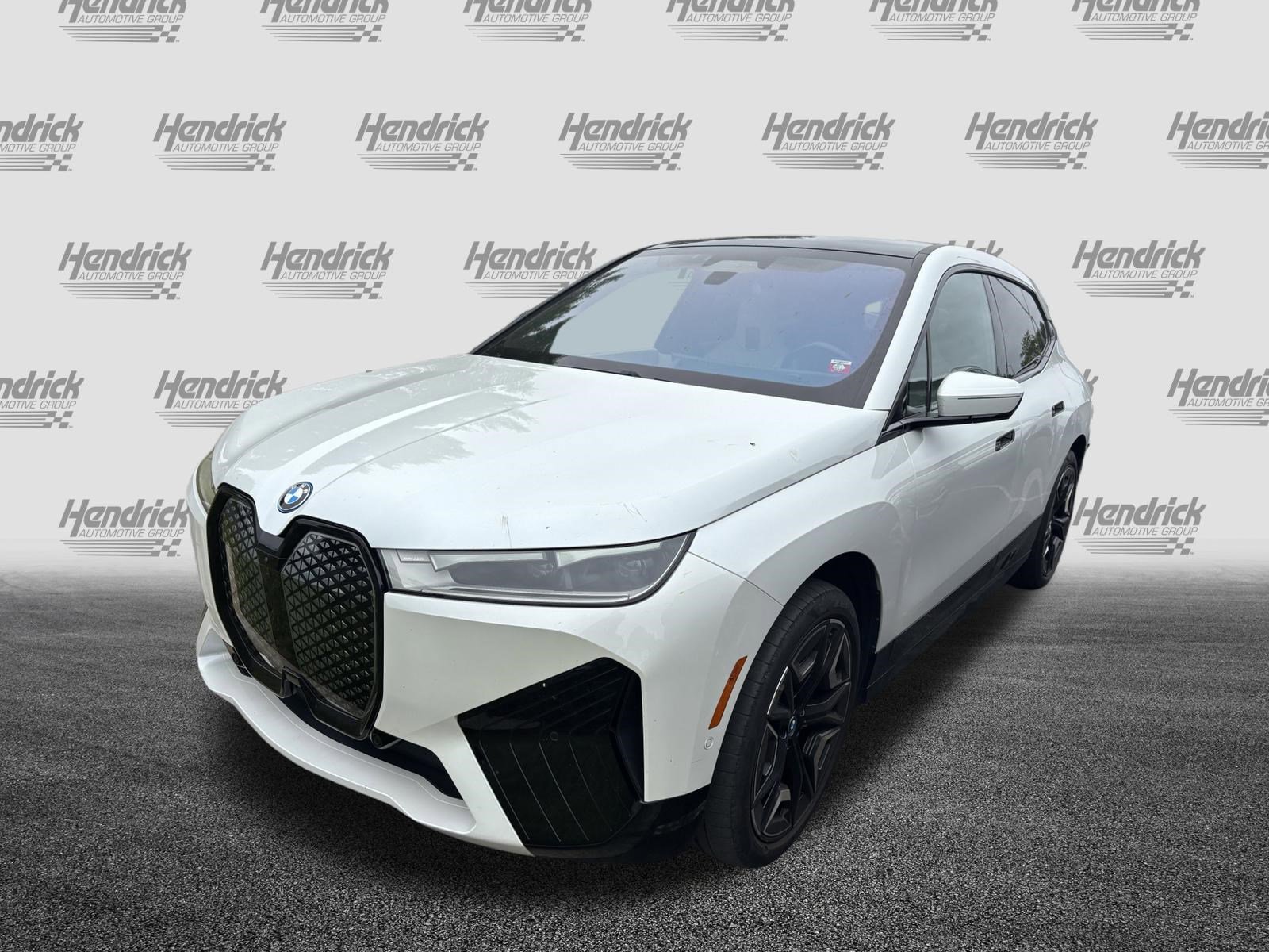 Certified 2024 BMW iX xDrive50 w/ Premium Package AWD/4WD image 8