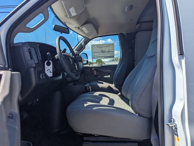 New 2025 Chevrolet Express 2500 w/ Driver Convenience Package image 6