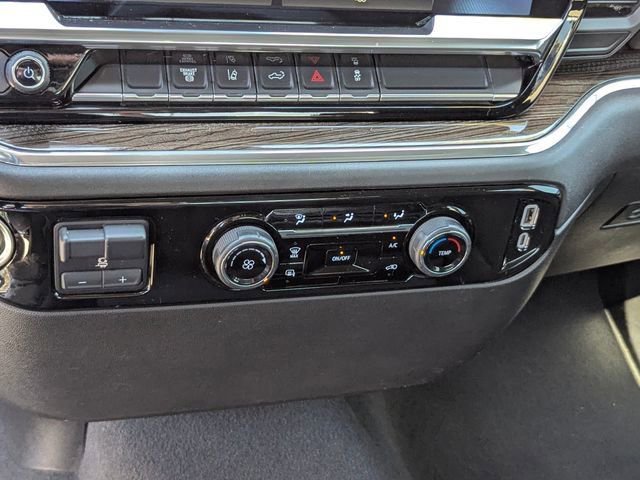 Used 2024 Chevrolet Silverado 2500 LT AWD/4WD image 28