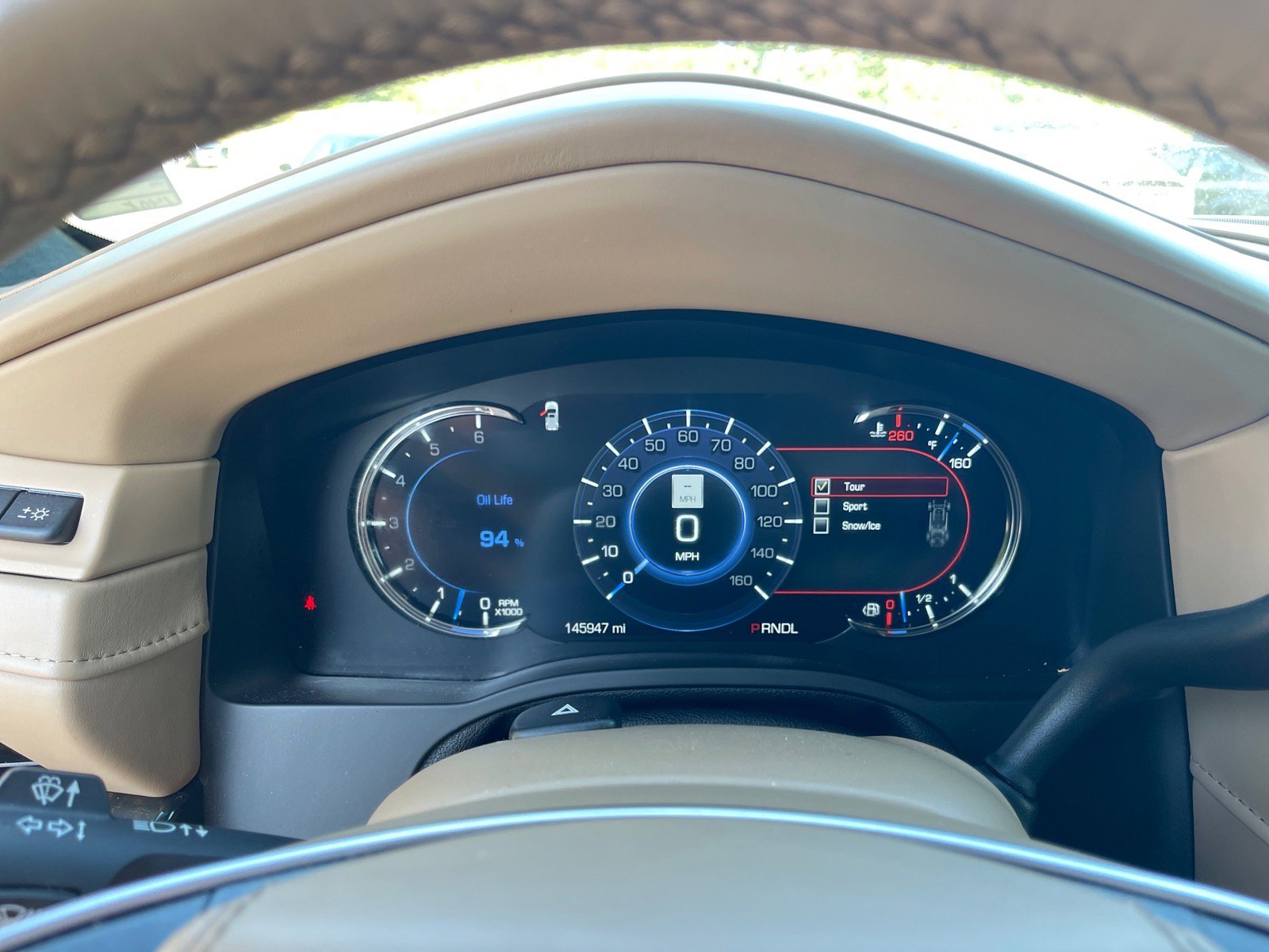 Used 2019 Cadillac Escalade ESV Platinum AWD/4WD image 4
