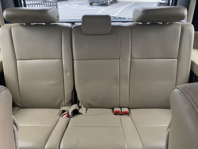 Used 2016 Toyota Sequoia Platinum RWD image 33