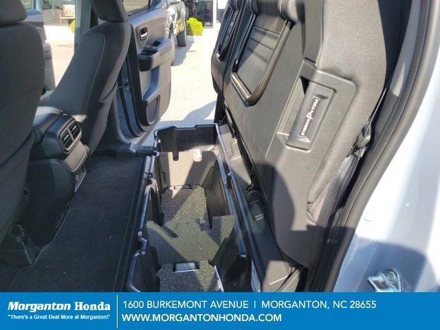Used 2024 Honda Ridgeline Sport image 13