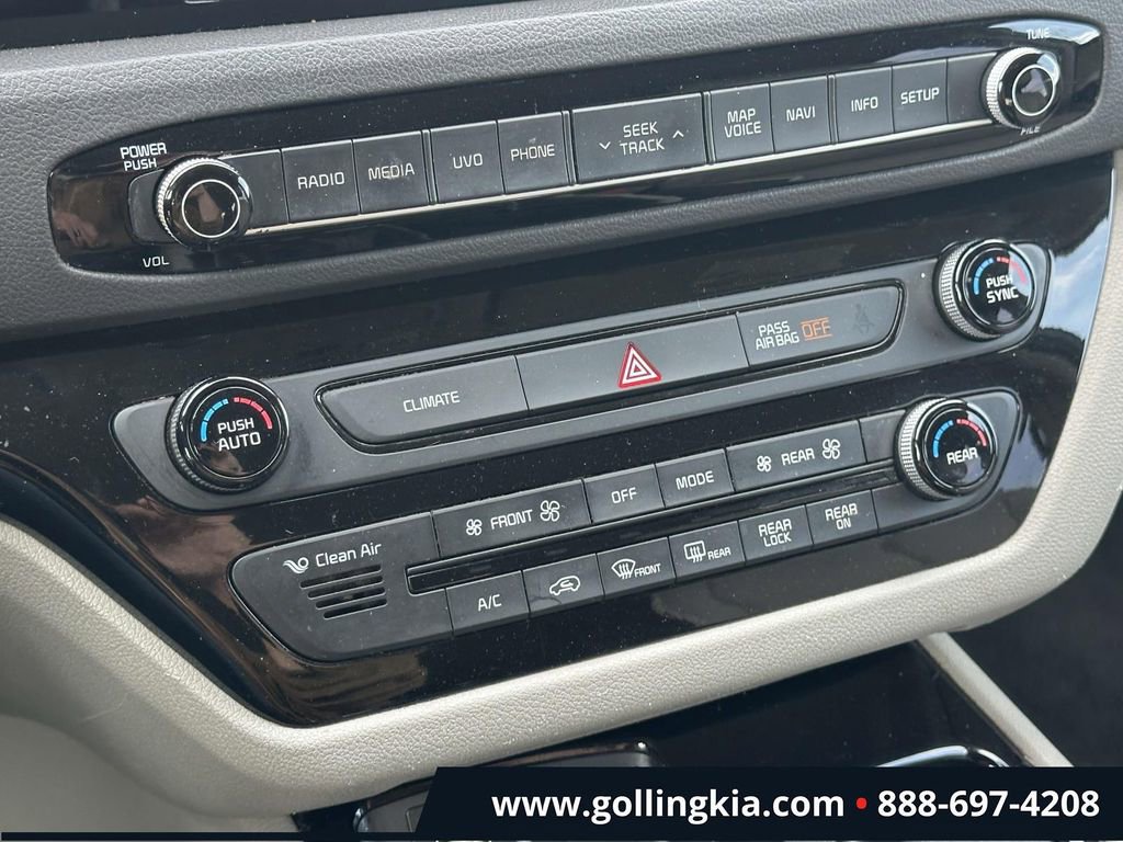Used 2015 Kia Sedona SX FWD image 27