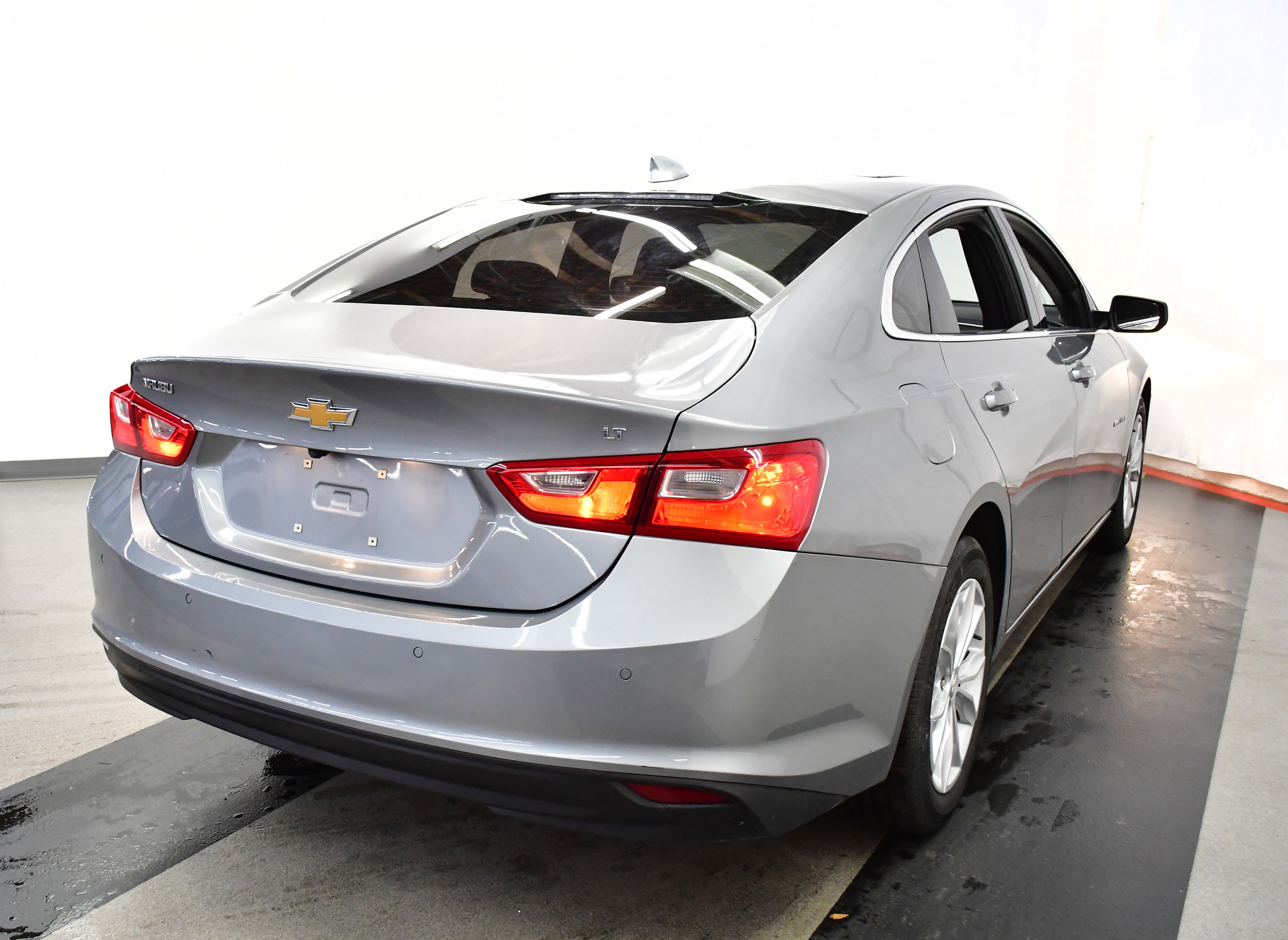 Used 2024 Chevrolet Malibu LT image 11