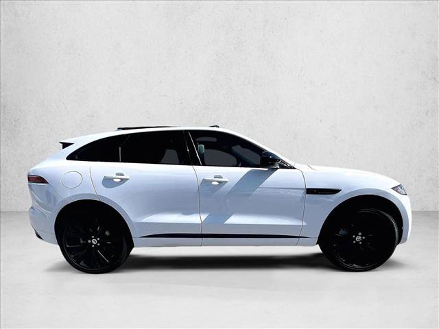 Used 2025 Jaguar F-PACE R-Dynamic S image 5