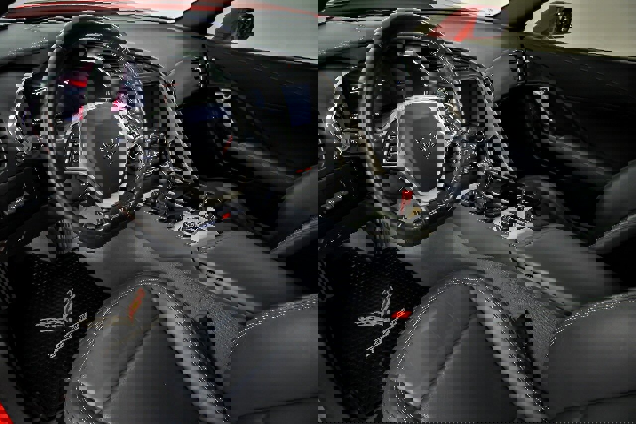 Used 2015 Chevrolet Corvette Z06 w/ Z07 Performance Package image 21