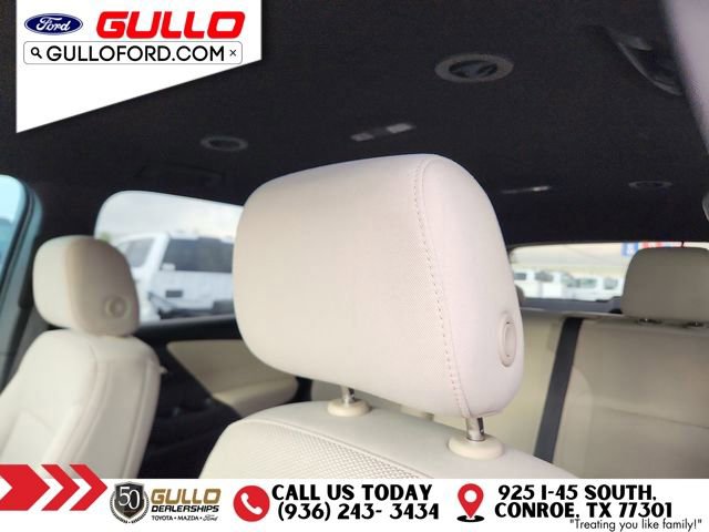 Used 2023 Chevrolet Traverse LS FWD image 17