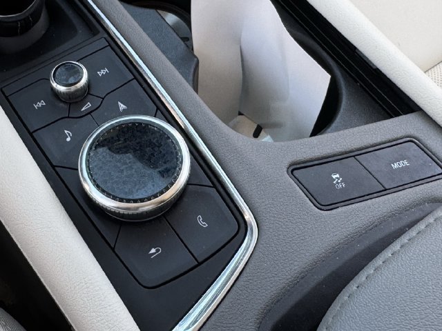 New 2026 Cadillac XT5 Premium Luxury FWD image 17
