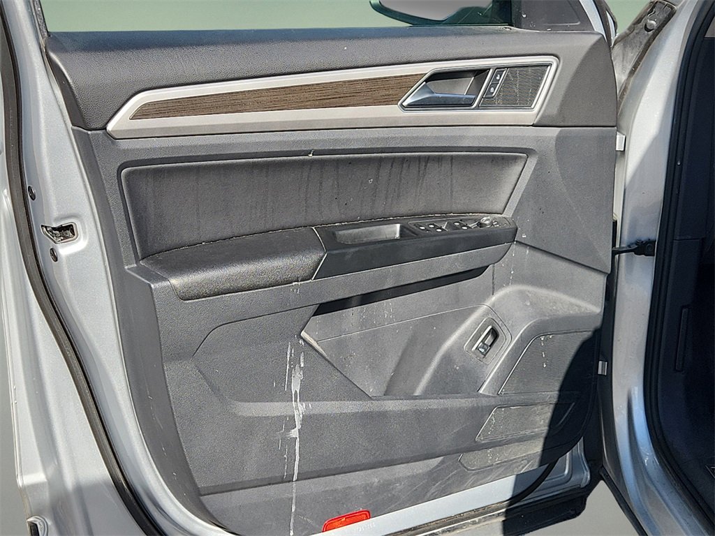 Used 2018 Volkswagen Atlas SEL image 13