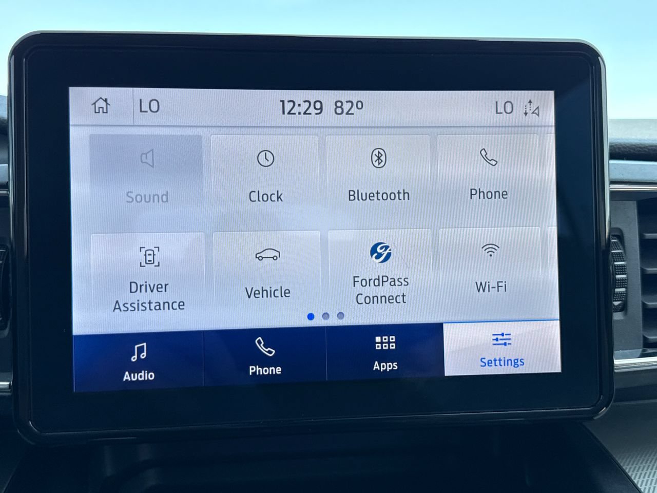 Used 2020 Ford Explorer XLT w/ Equipment Group 202A AWD/4WD image 20