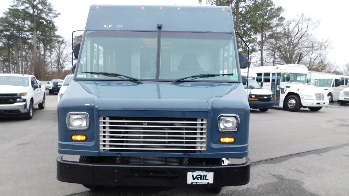 Used 2019 Ford E-450 and Econoline 450 Super Duty image 8