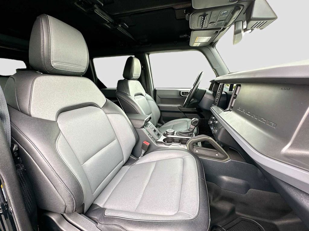 Used 2024 Ford Bronco Everglades AWD/4WD image 14