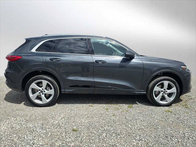 New 2026 Audi Q5 Premium Plus AWD/4WD image 2