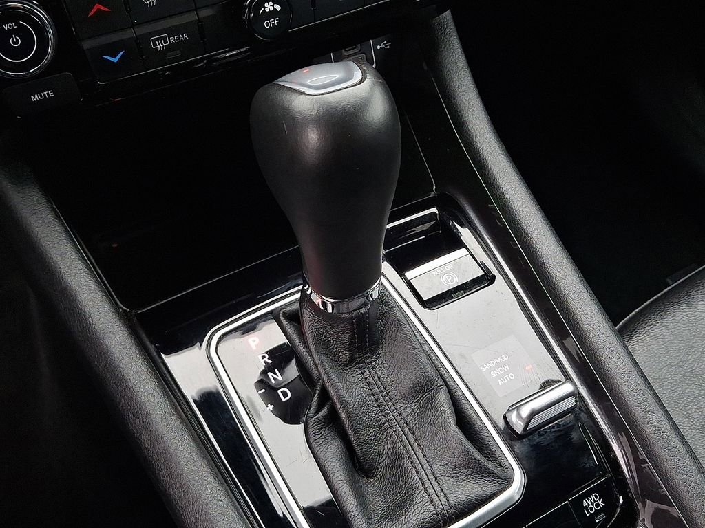 Used 2024 Jeep Compass Latitude image 14