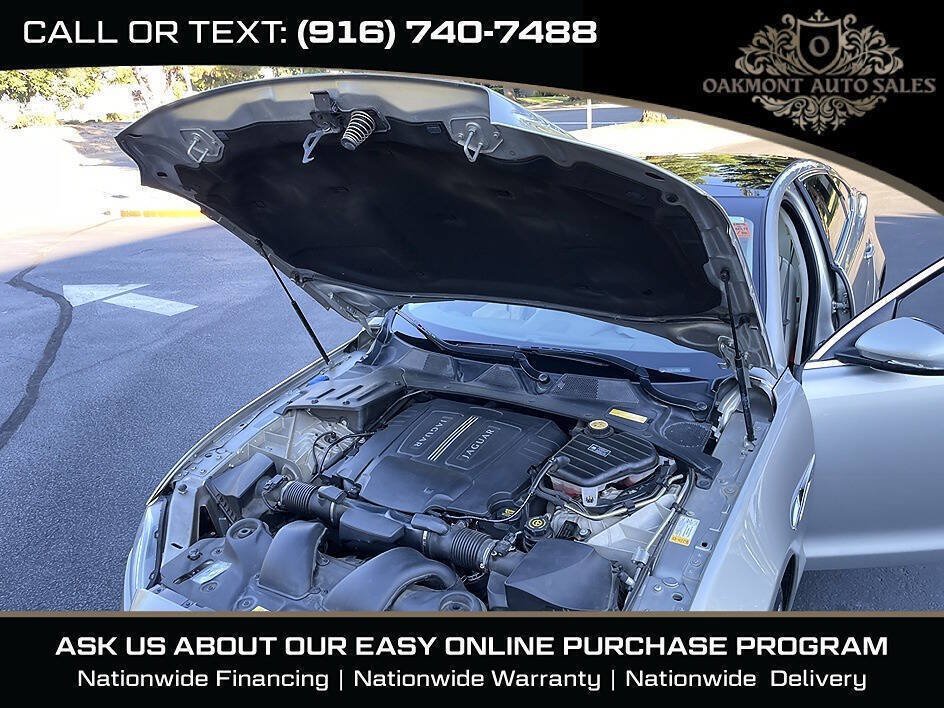 Used 2011 Jaguar XJ RWD image 23