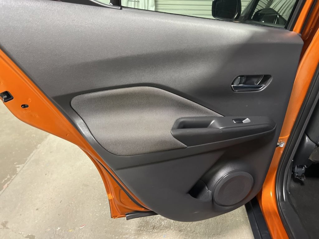 Used 2020 Nissan Kicks SV FWD image 16
