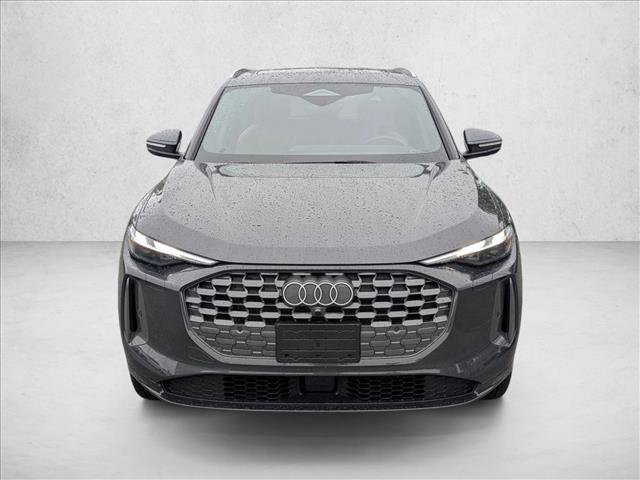 Certified 2025 Audi Q5 Premium w/ Convenience Package image 2