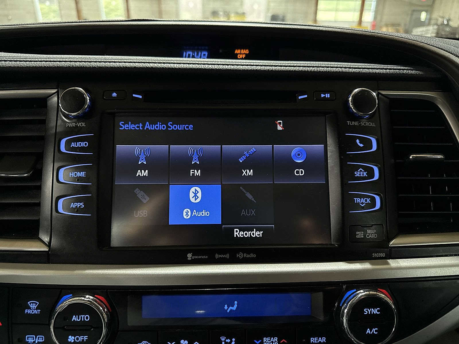 Used 2019 Toyota Highlander XLE image 22