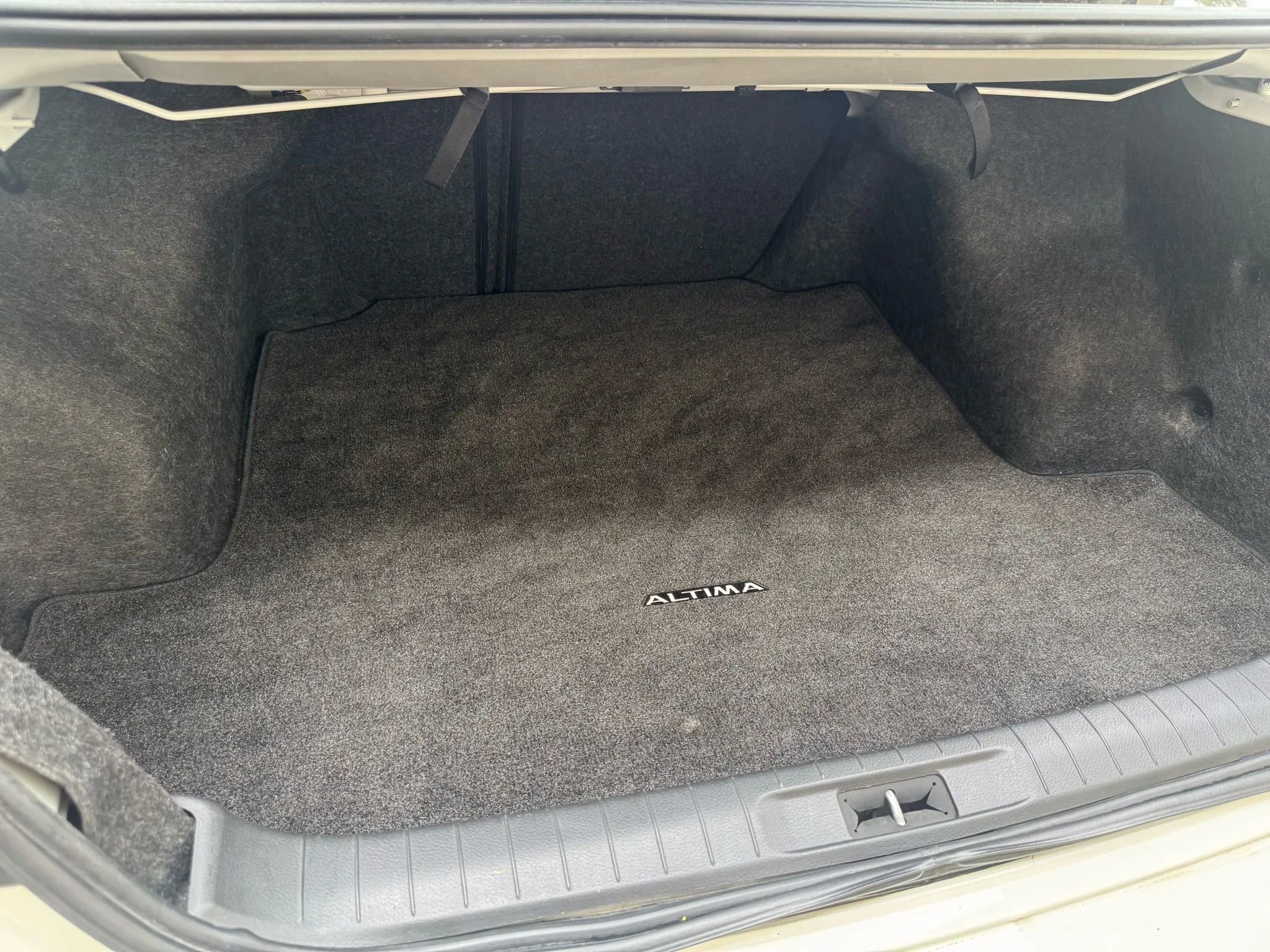 Used 2018 Nissan Altima 2.5 SV image 5