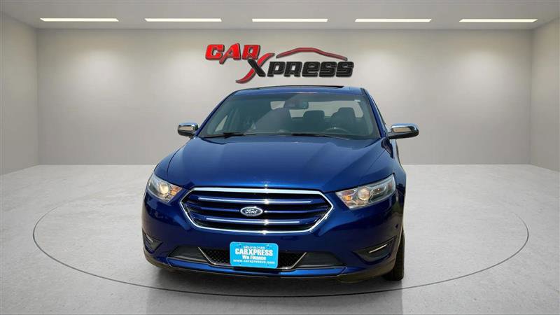 Used 2013 Ford Taurus Limited image 2