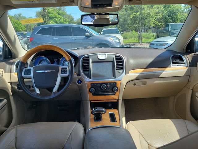 Used 2013 Chrysler 300 C RWD image 13