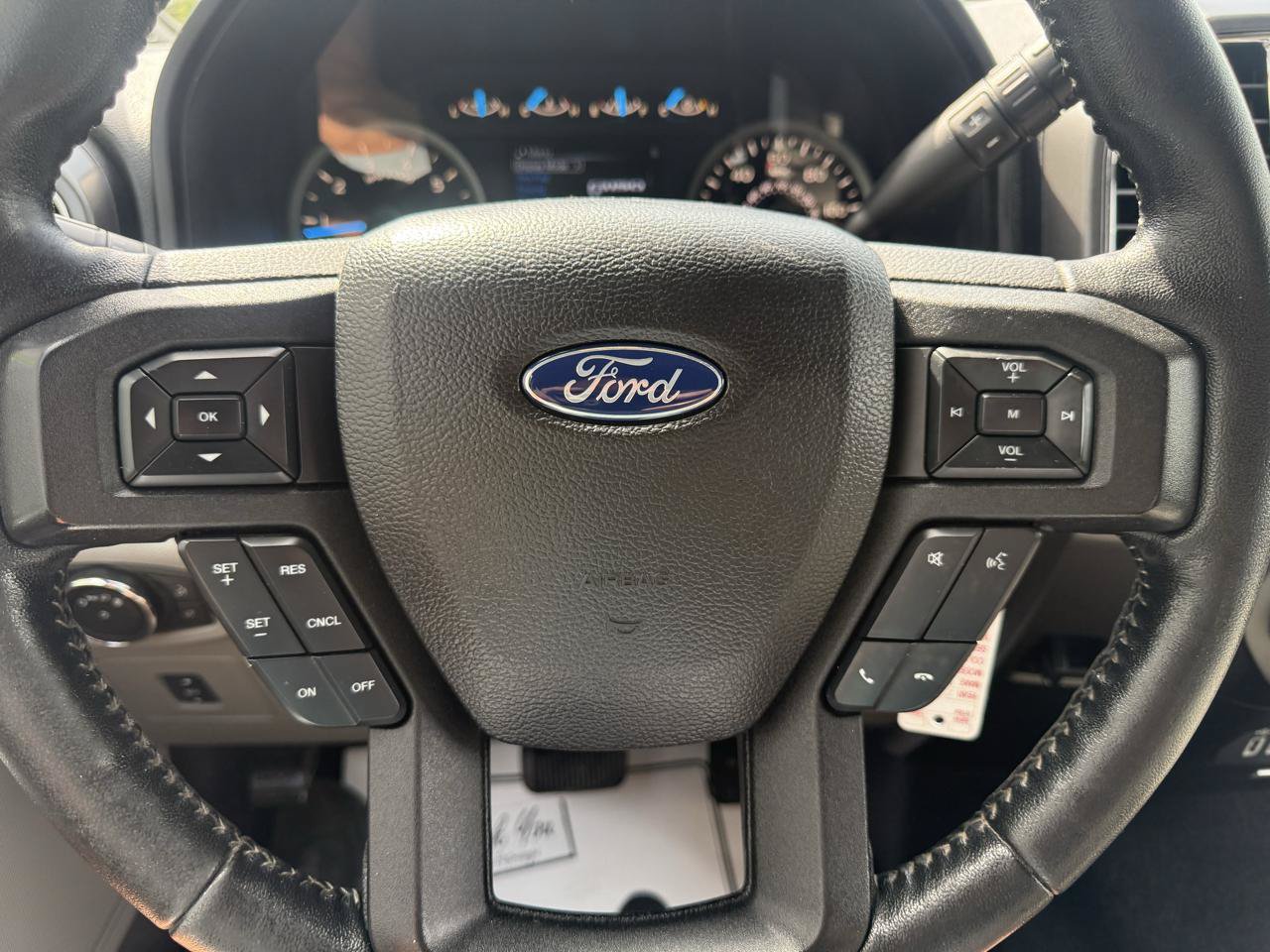 Used 2017 Ford F150 XLT w/ Equipment Group 302A Luxury AWD/4WD image 21