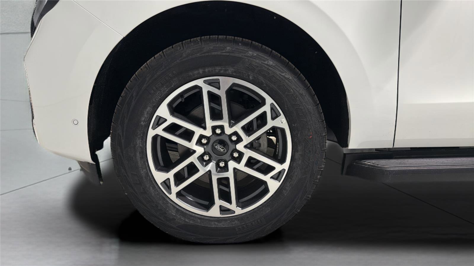 New 2025 Ford Expedition Active AWD/4WD image 9