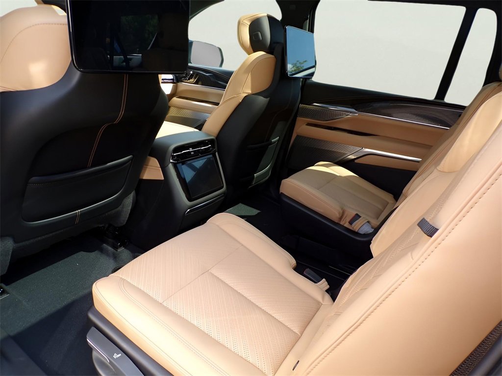 New 2026 Cadillac Escalade IQL Sport 2 image 7