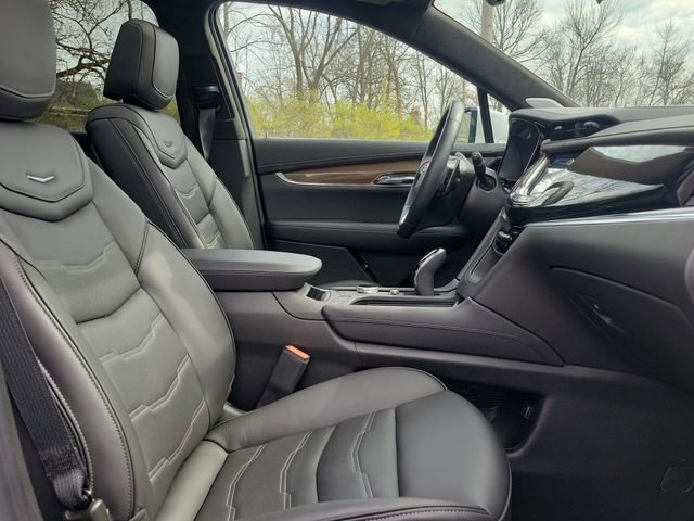 New 2025 Cadillac XT6 Sport w/ Platinum Package image 30