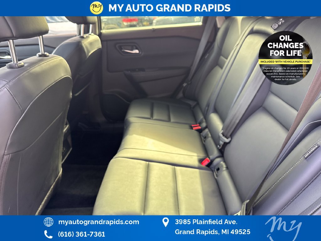 Used 2023 Nissan Rogue SV w/ SV Premium B Package AWD/4WD image 27