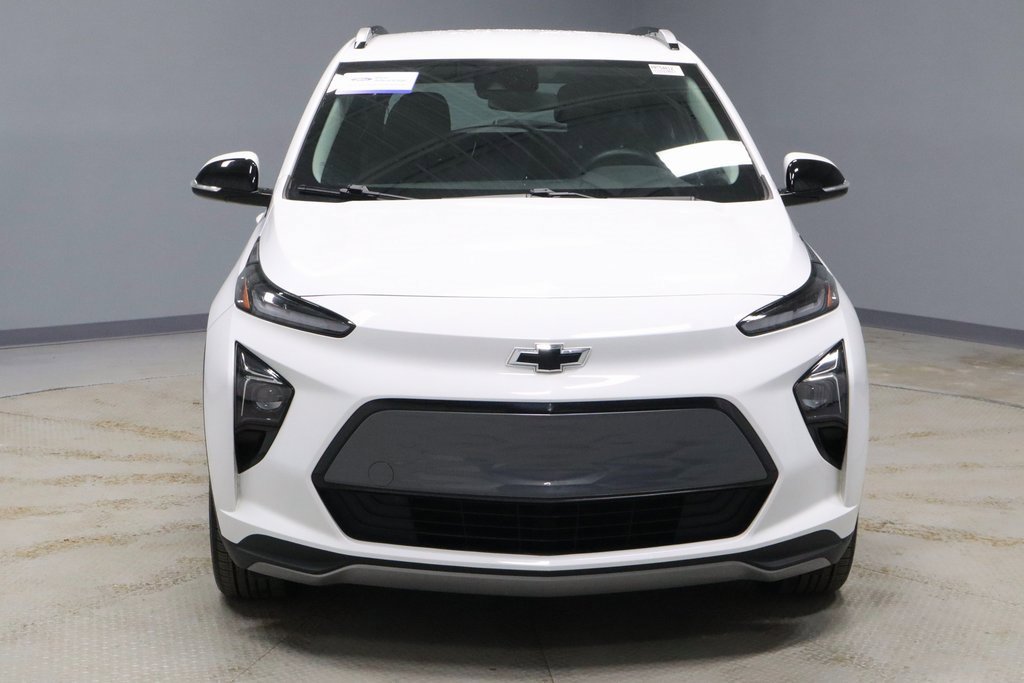 Used 2022 Chevrolet Bolt EUV LT w/ Driver Confidence Package image 5
