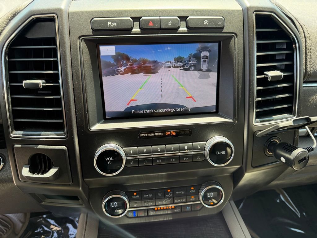 Used 2020 Ford Expedition Limited image 24