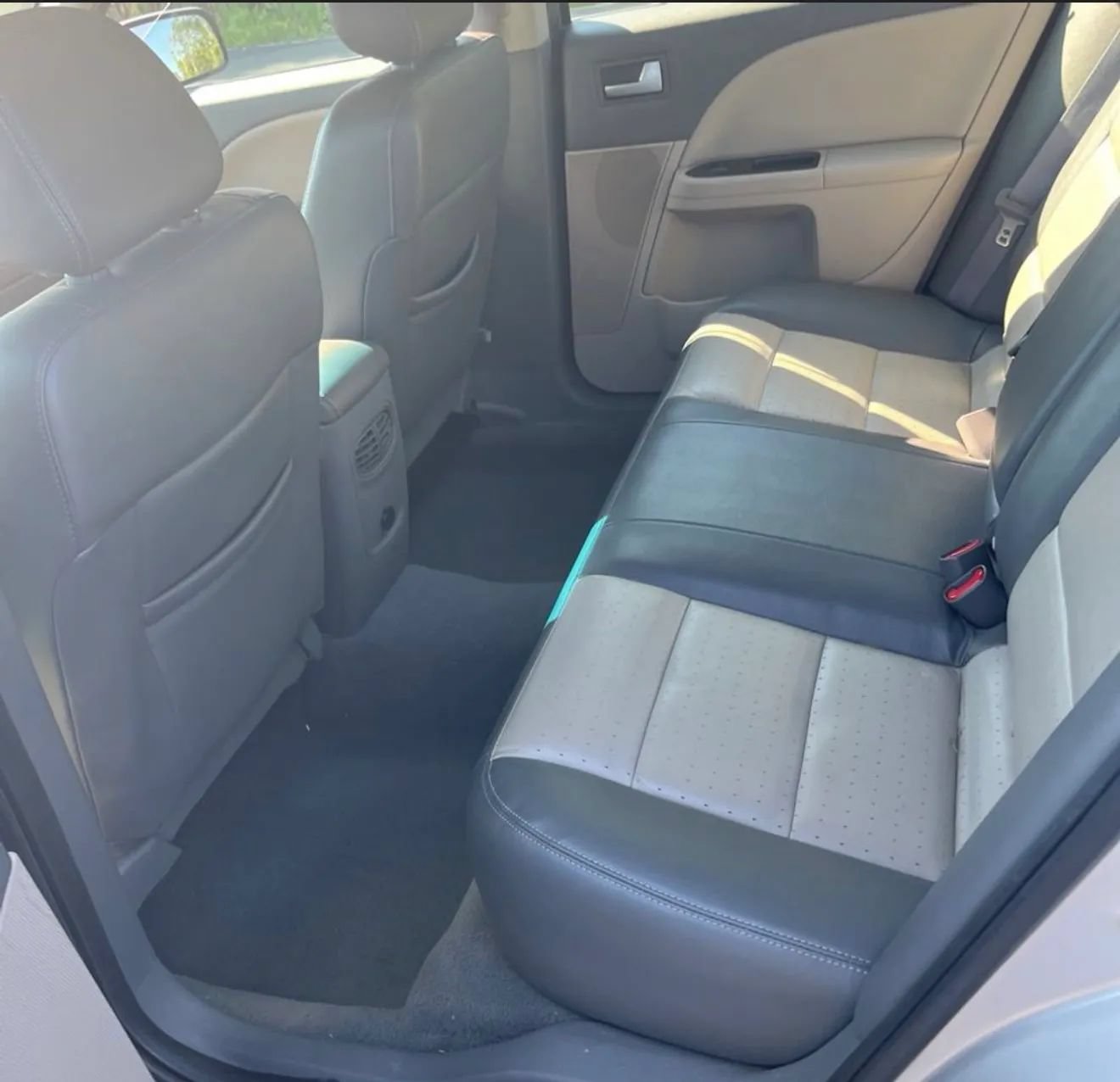 Used 2008 Mercury Sable Premier FWD image 5