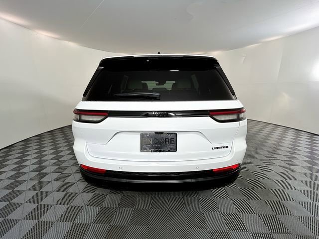 New 2025 Jeep Grand Cherokee Limited image 8