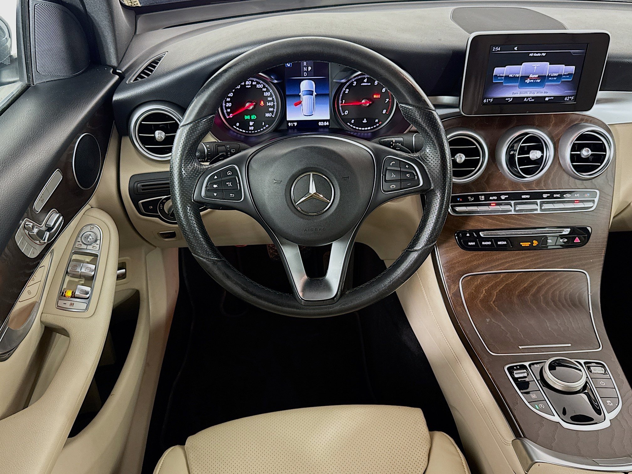 Used 2018 Mercedes-Benz GLC 300 w/ Premium Package image 15