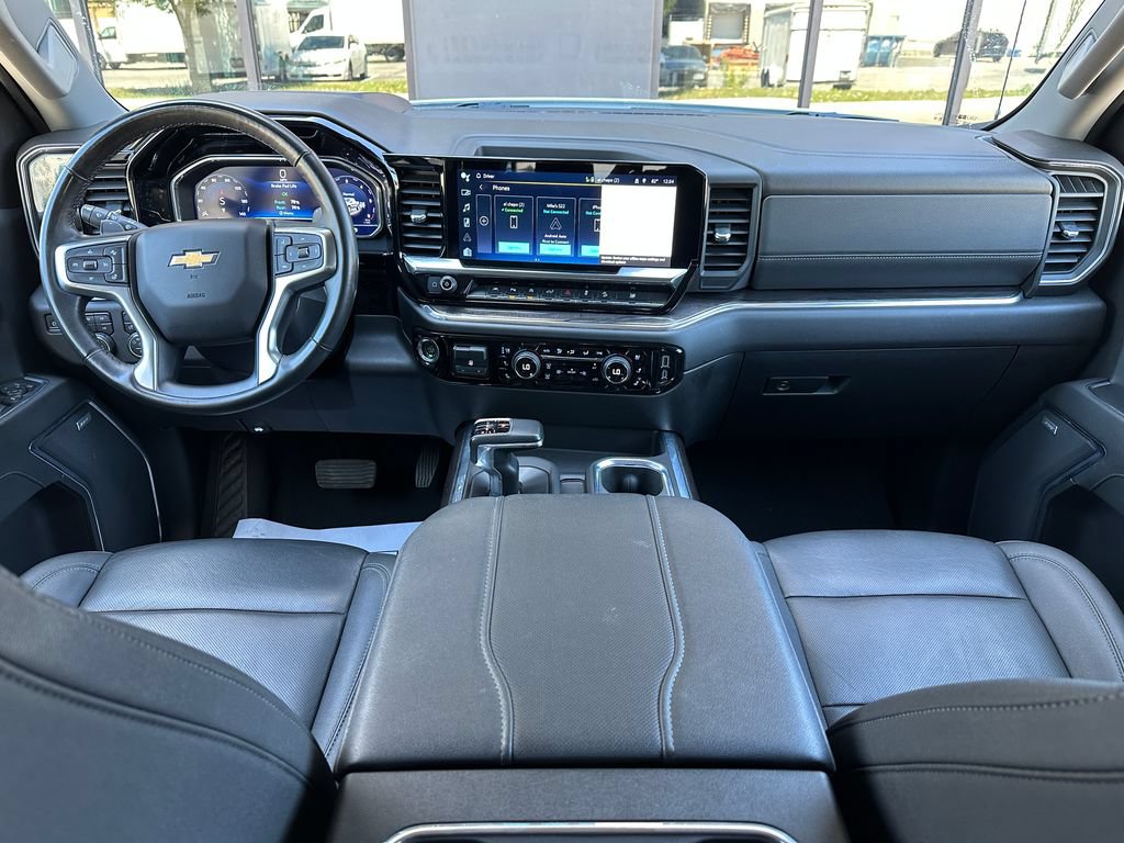 Used 2024 Chevrolet Silverado 1500 LTZ w/ LTZ Premium Package AWD/4WD image 9