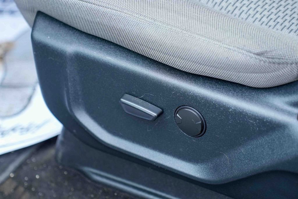 Used 2020 Ford F150 XLT w/ Trailer Tow Package image 20