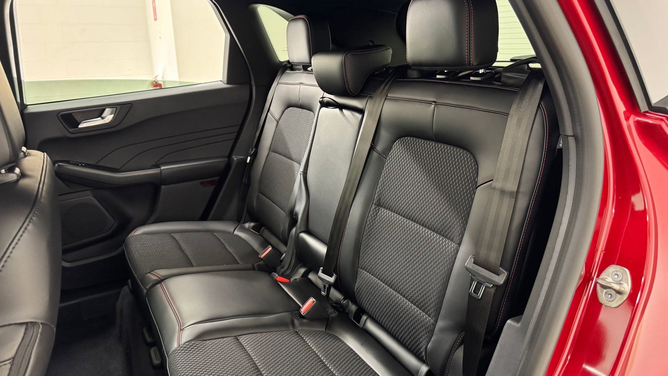 New 2026 Ford Escape ST-Line w/ Cold Weather Package AWD/4WD image 23