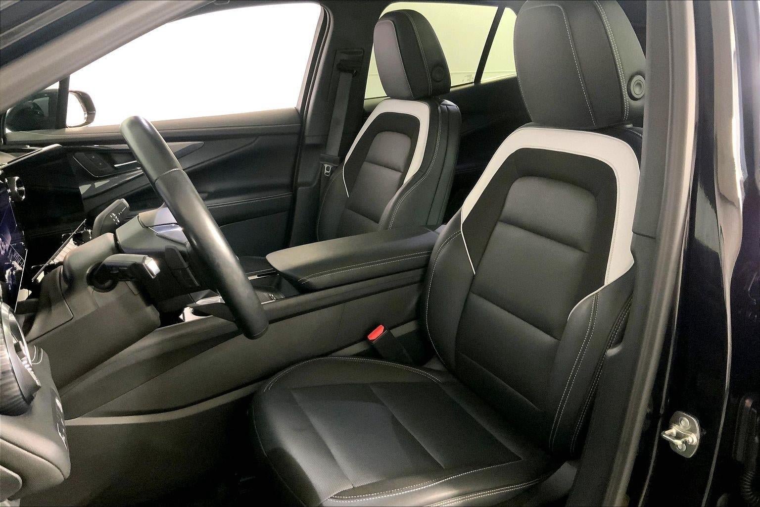 Used 2024 Chevrolet Blazer EV LT AWD/4WD image 22
