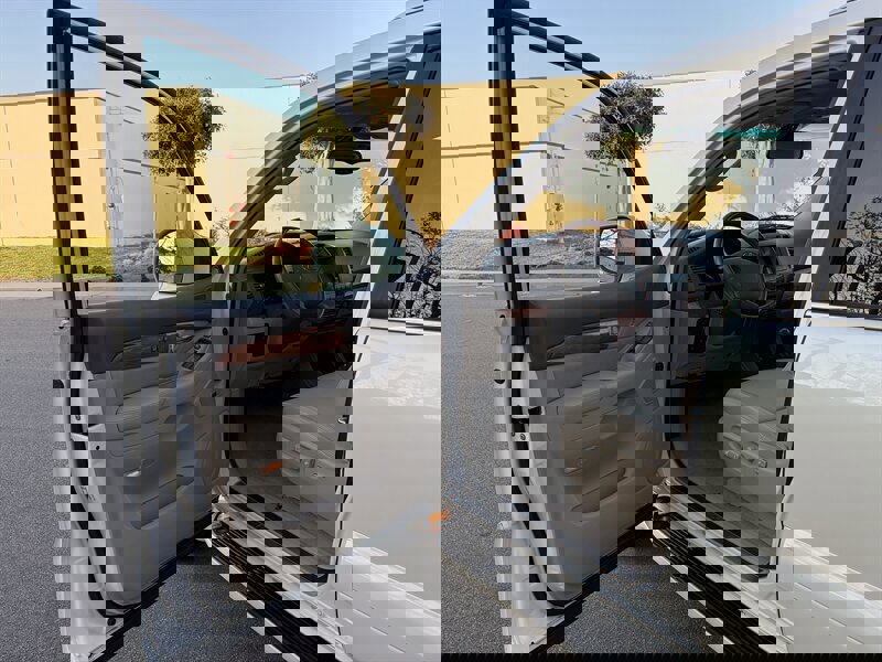 Used 2004 Lexus GX 470 image 13