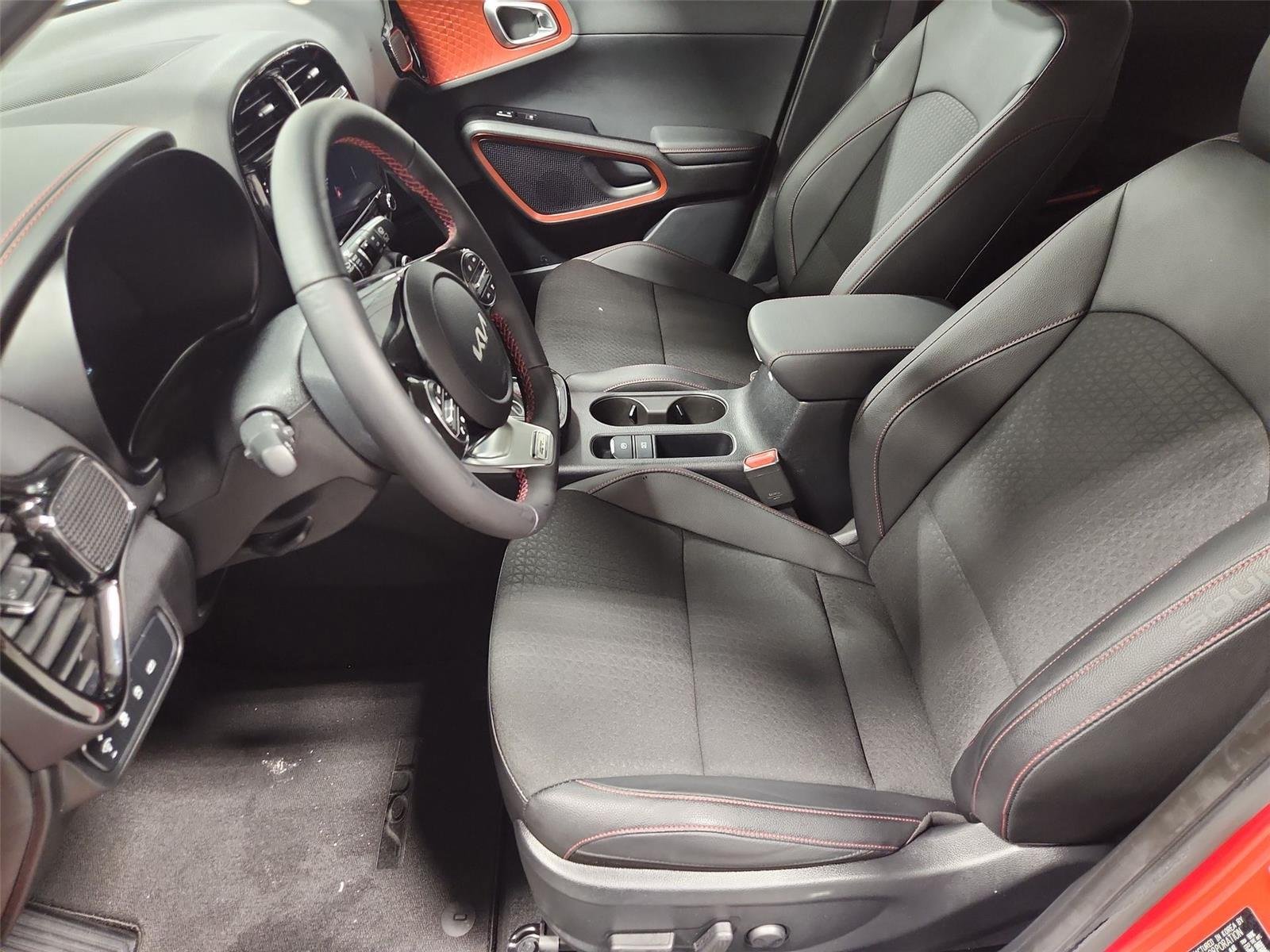 Used 2025 Kia Soul GT-Line w/ GT-Line Technology Package FWD image 20