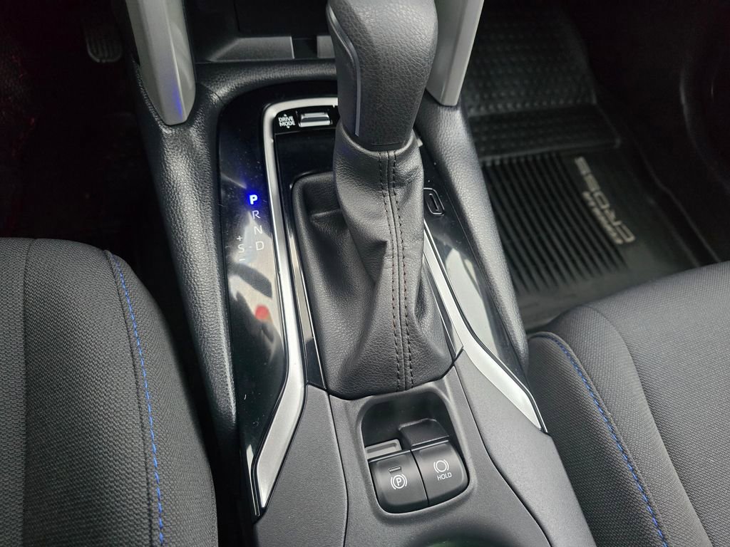 Used 2024 Toyota Corolla Cross SE w/ Moonroof Package image 25