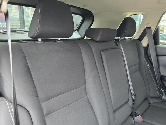 Used 2024 Nissan Rogue S AWD/4WD image 33