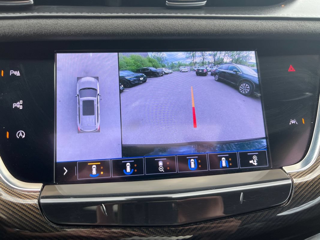 Used 2020 Cadillac XT6 Sport w/ Platinum Package AWD/4WD image 18