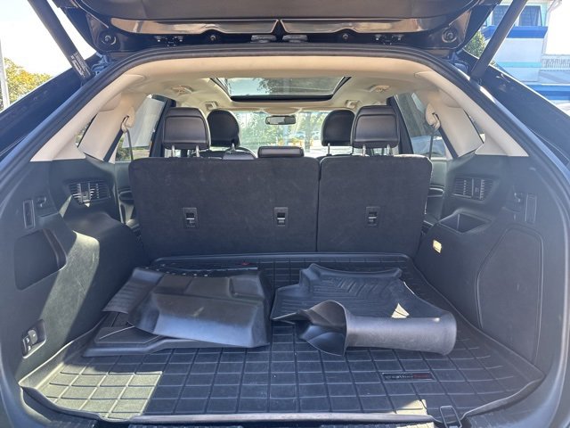 Used 2019 Ford Edge Titanium w/ Equipment Group 301A image 12