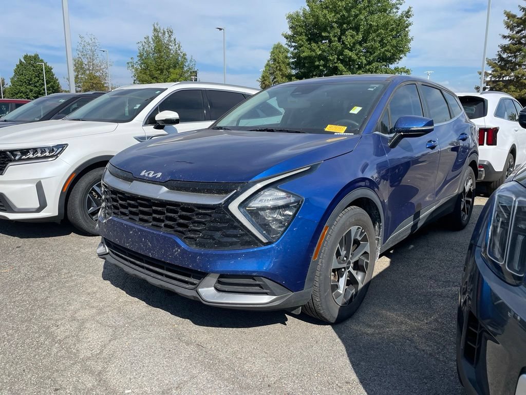 Certified 2023 Kia Sportage EX FWD image 3