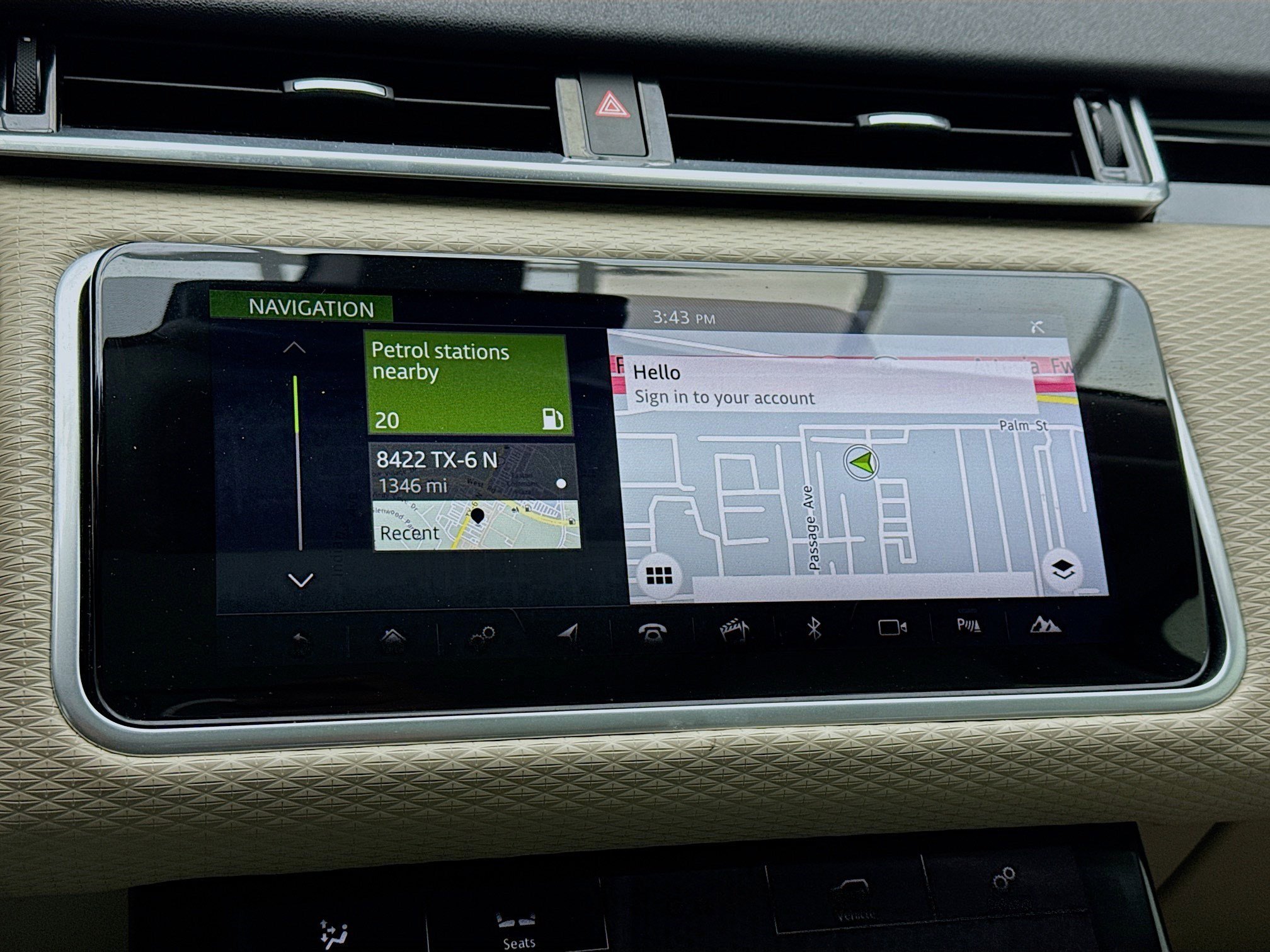 Used 2020 Land Rover Range Rover Velar S AWD/4WD image 9