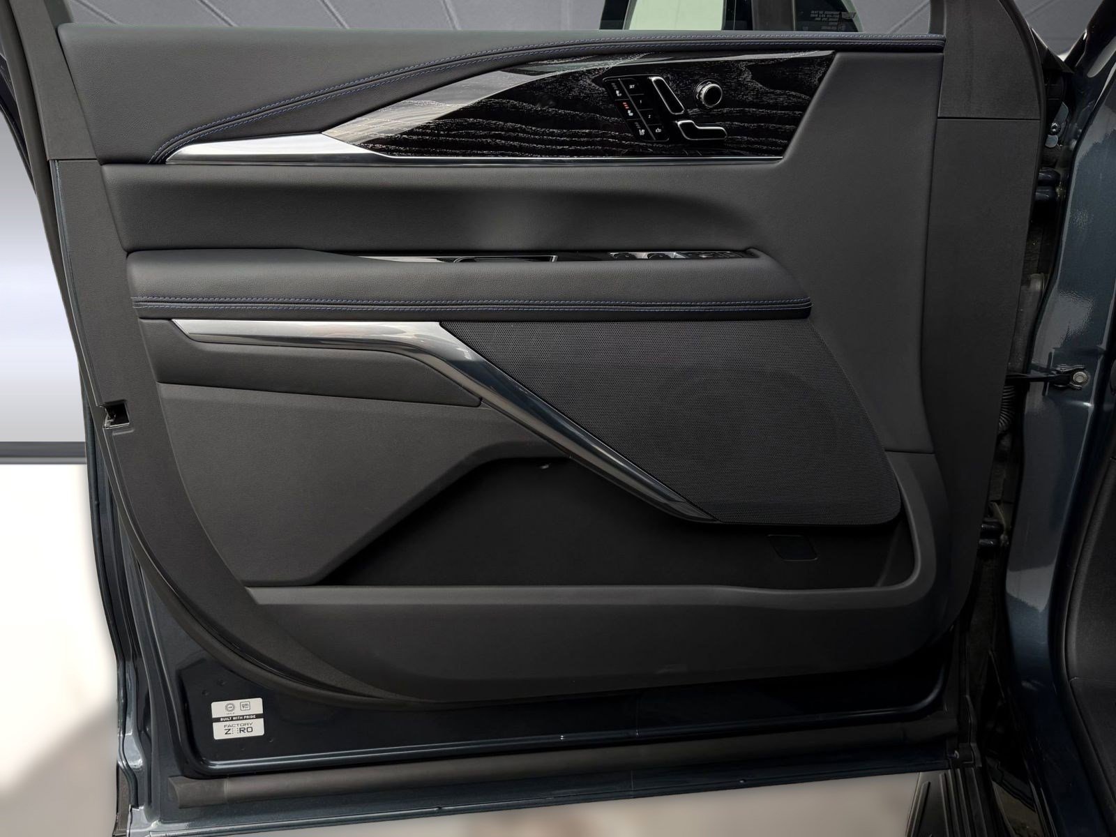 New 2026 Cadillac Escalade IQ Luxury 1 AWD/4WD image 10