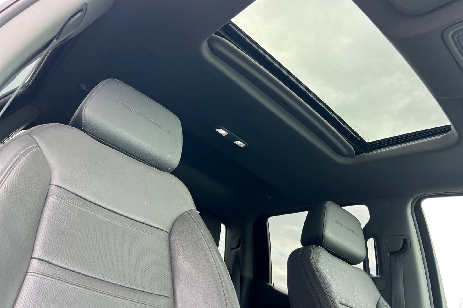 Used 2021 GMC Sierra 1500 Denali w/ Technology Package image 20